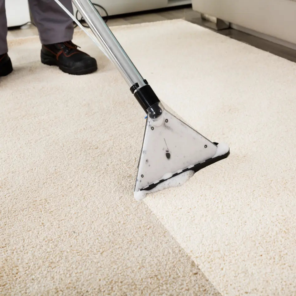 Teppichreinigungsmittel.