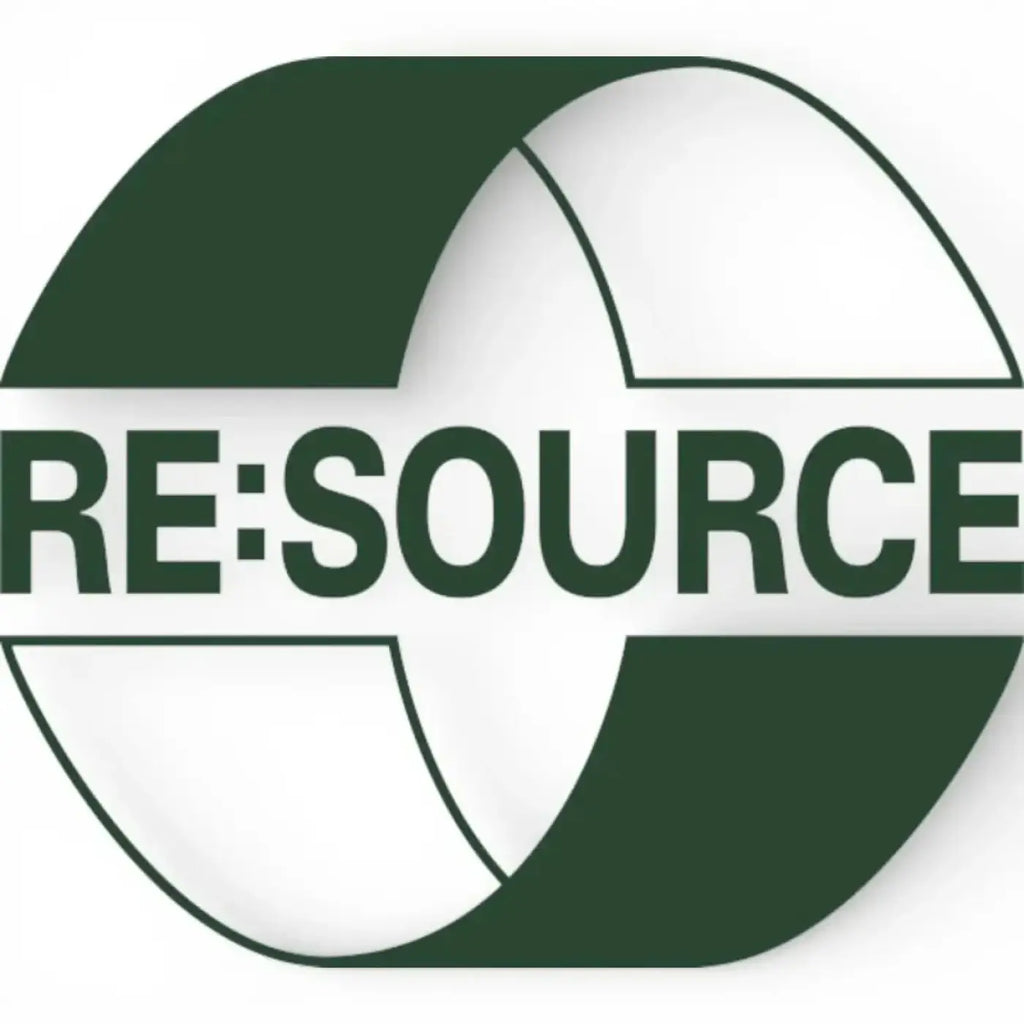 Grünes und weißes rundes logo mit dem wort re source auf einem band auf DEISS RE SOURCE schwarze müllsäcke 120 liter