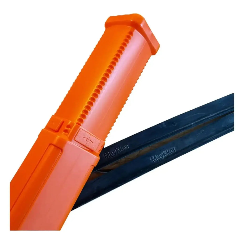 Hellorange plastmarker mit strukturierter griffzone und schwarzem barrel mit maykker logo aus der maykker wischergummi weich 24er box