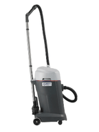 Nilfisk vl500 35 bsf nass und trockensauger grauer und weißer industriesauger mit schwarzem schlauch und griff auf rollen