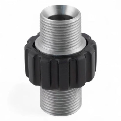 Schlauchverbinder m22 x 1,5 in schwarz und silber mit geripptem schwarzem kunststoffgriff aus metall und kunststoff