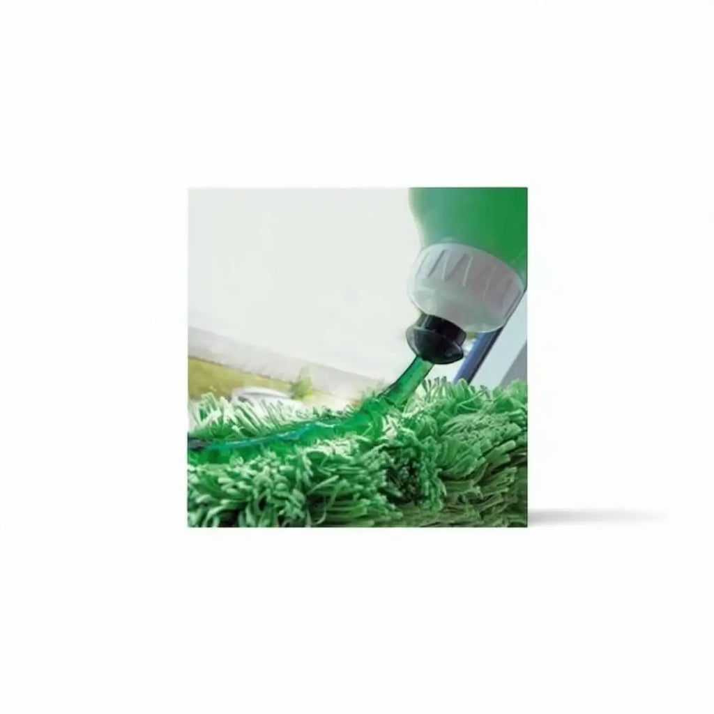 Grüner mikrofasermopp kopf mit weißem und schwarzem düsenaufsatz für ungers gel fensterreinigungsseife 500ml fg050